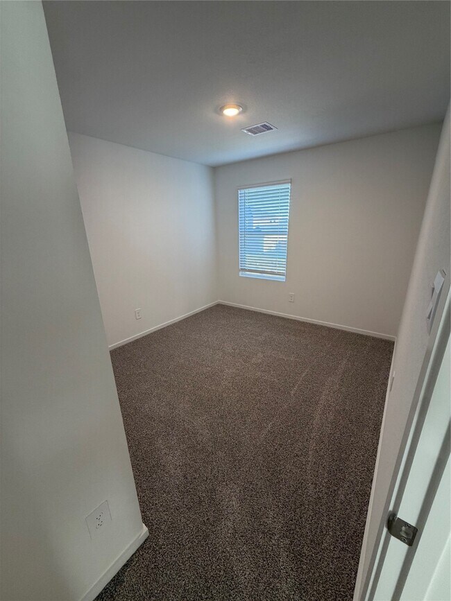 Building Photo - 27714 Hudson Sands Ln