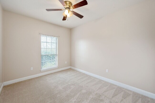 Building Photo - Crestview: 4 Bedrooms in Liberty Oaks