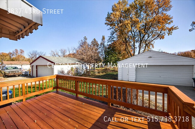 Building Photo - 3837 43rd St