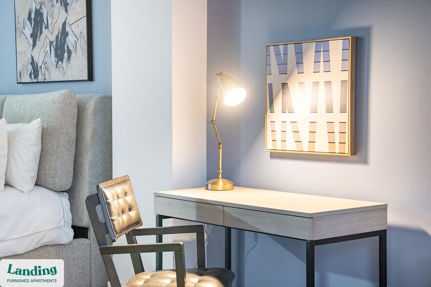 Building Photo - 933 McGee St