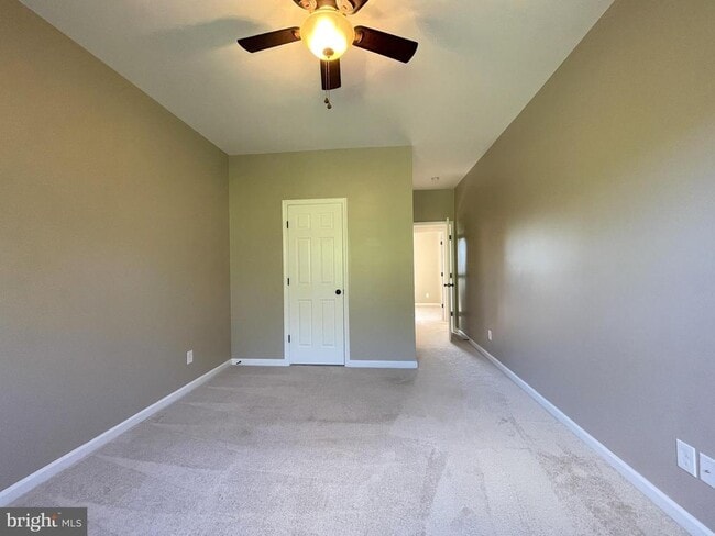Building Photo - 23573 Christina Ridge Square