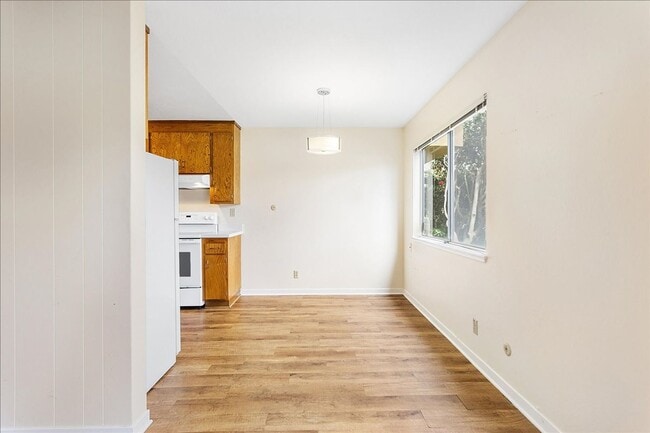 Building Photo - 1501 Verdi St