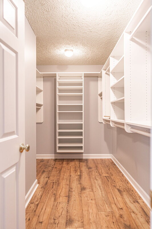 Building Photo - 108 Silverburn Pl