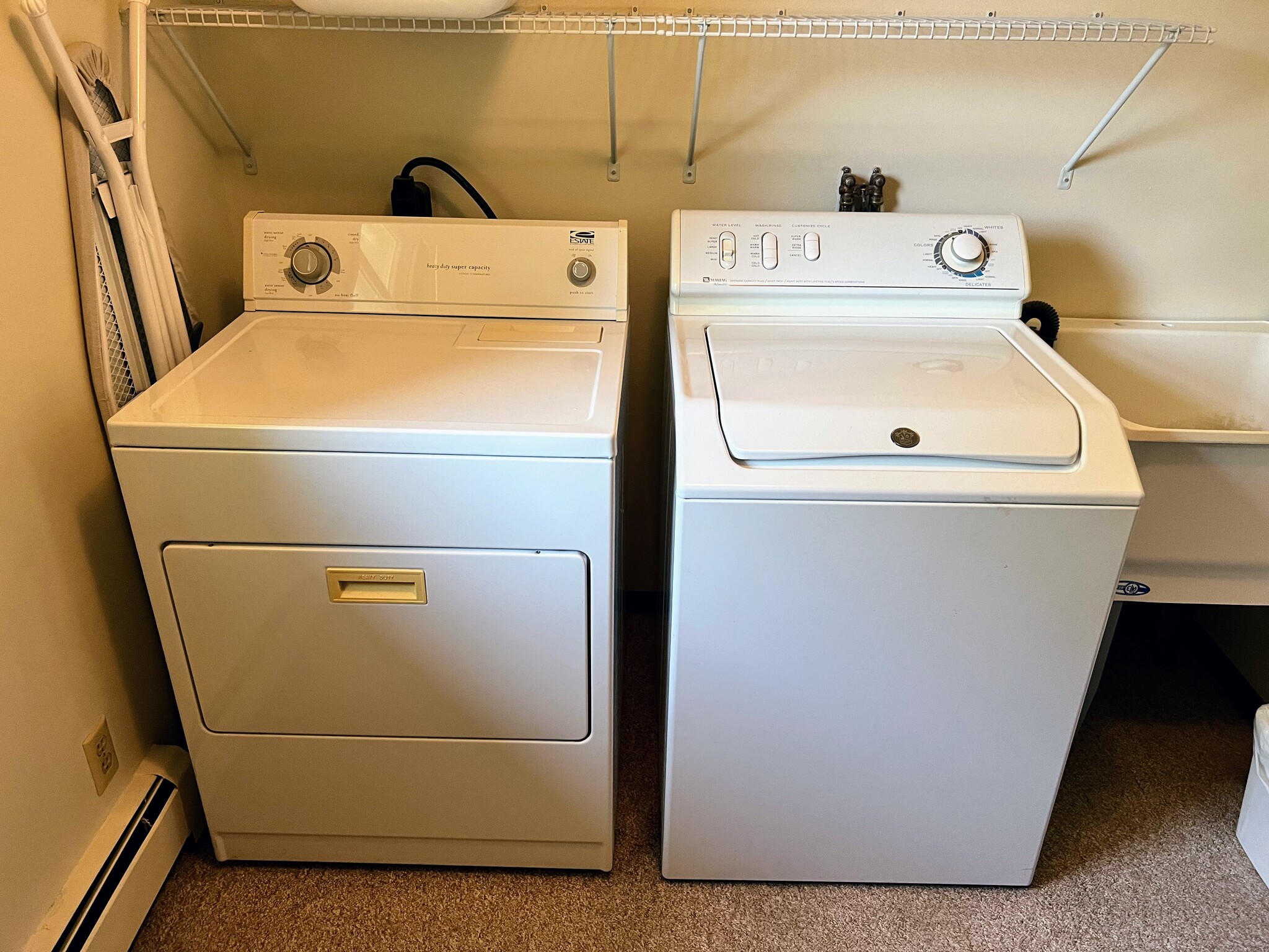 Washer & Dryer - 904 N Garden St
