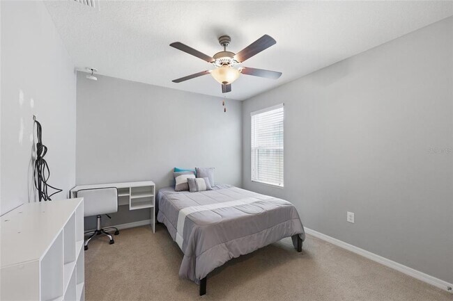 Building Photo - 19416 Roseate Dr