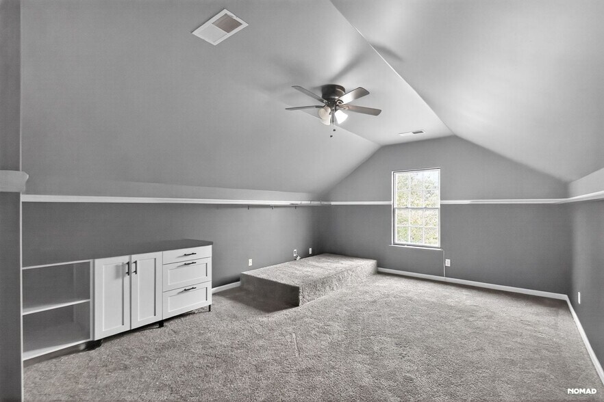 Building Photo - 4010 Daylilly Rd
