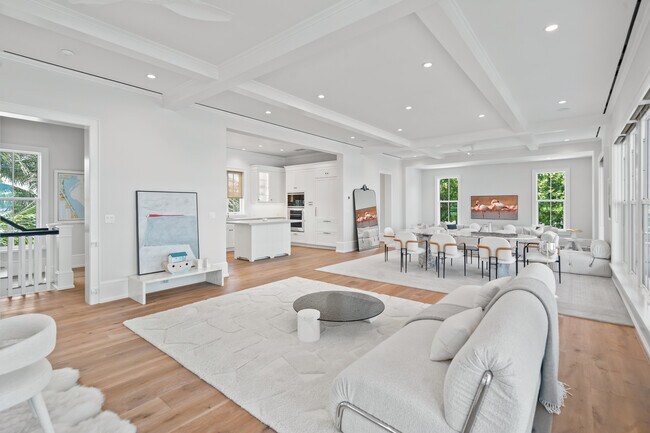 Building Photo - 5525 Jimmy Buffett Mem Hwy