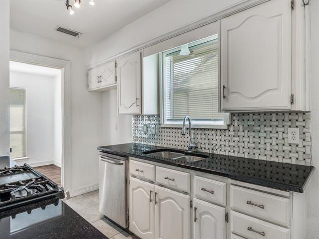 Building Photo - 416 Cambridge Dr