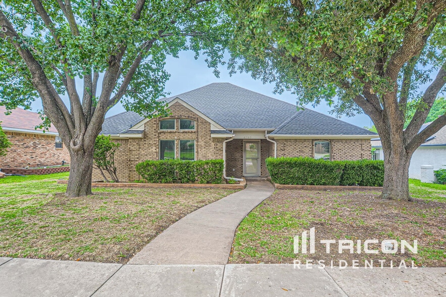 Building Photo - 4707 Vineyard Trail