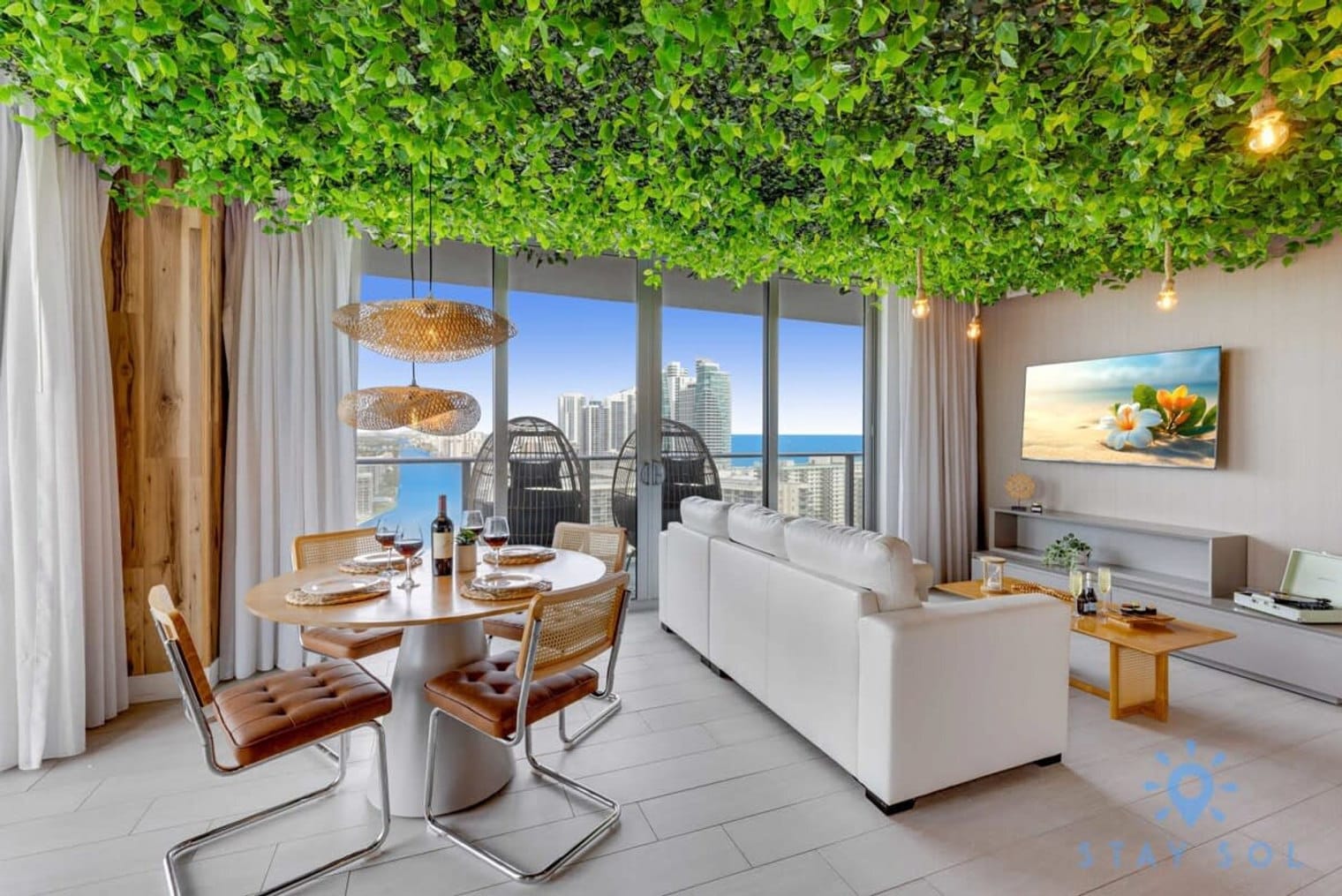 Building Photo - 4010 S Ocean Dr