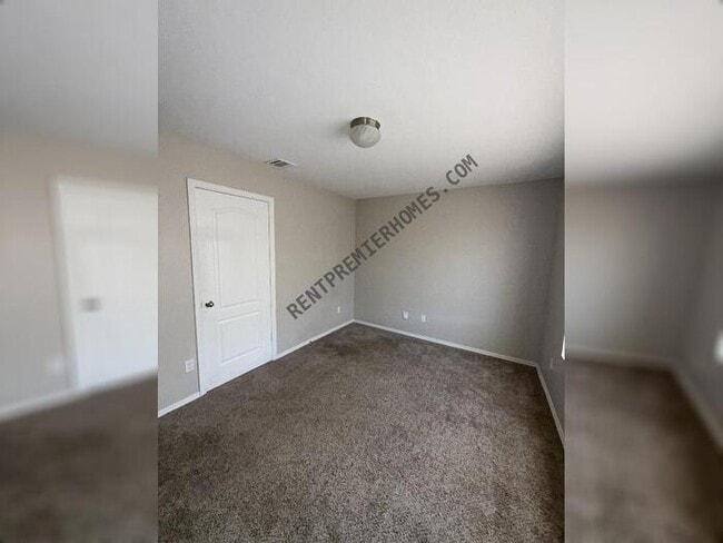 Building Photo - 3116 SE 96th St