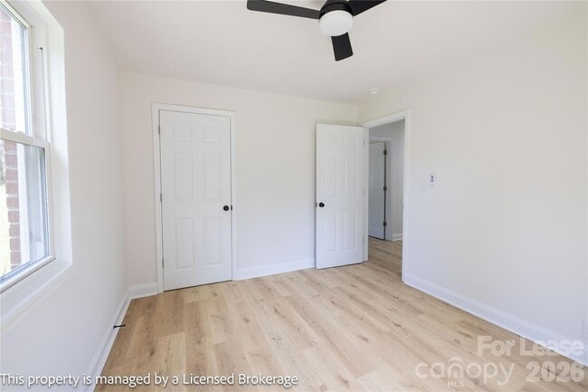Building Photo - 409 Eastover Ave