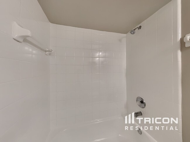 Building Photo - 3088 Seth Dr
