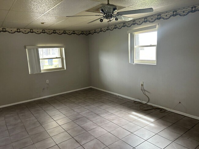 Building Photo - 1271 McNeill Rd