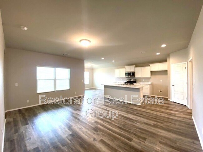 Building Photo - 10010 E 108th Pl N