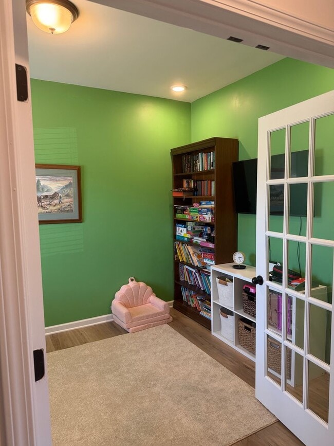 Building Photo - Ooltewah-Harbour Chase Community