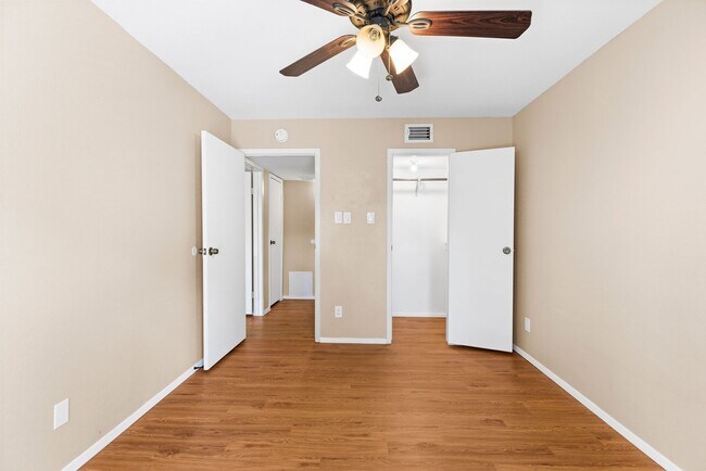 Building Photo - 14777 Wunderlich Dr