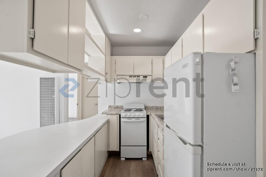 Building Photo - 474 90th St