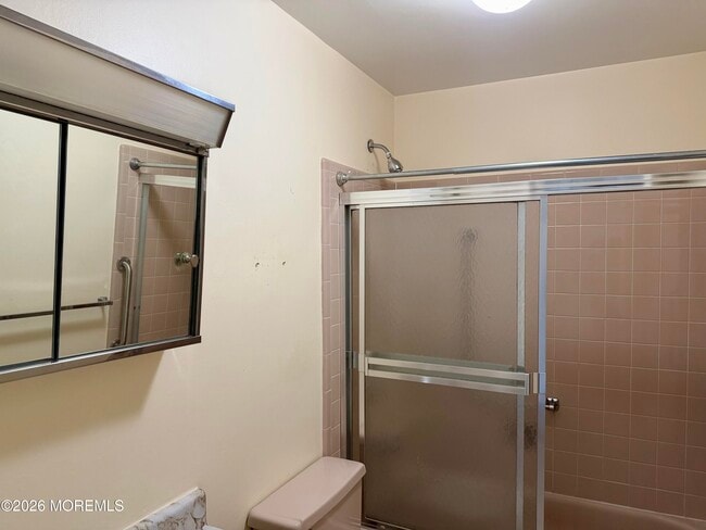 Building Photo - 20 Yorkshire Ct