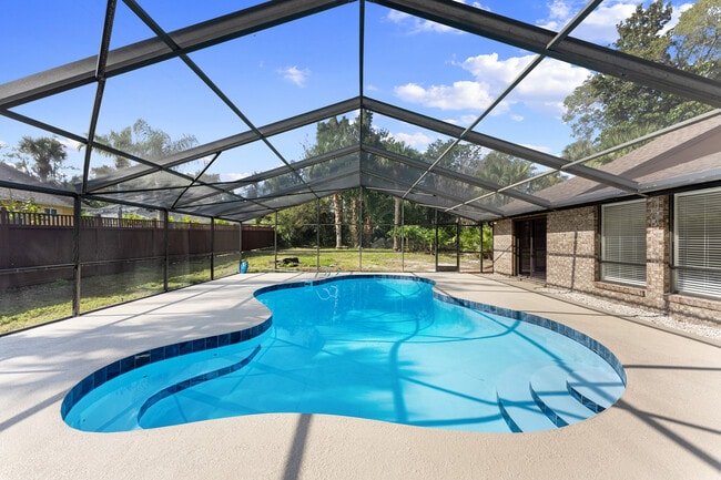 Building Photo - 886 Quail Run