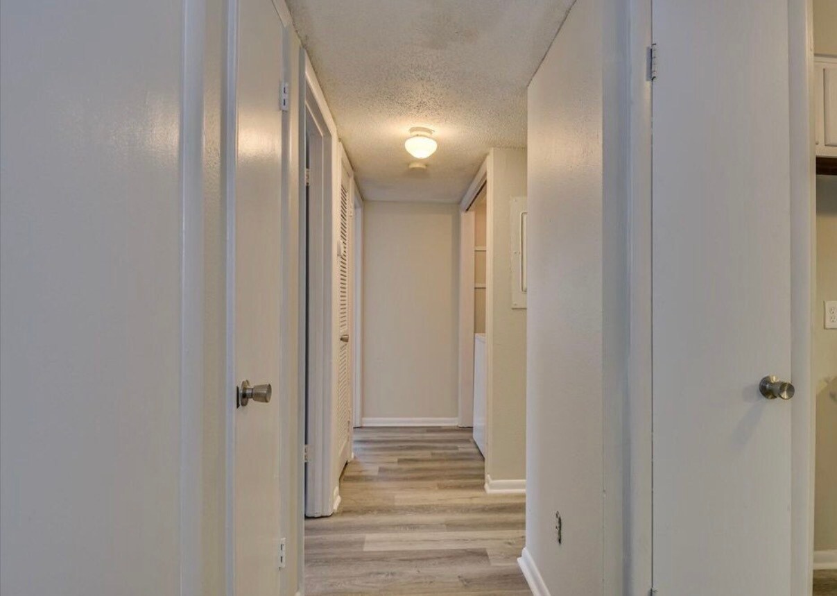 Building Photo - 1017 Stevens Creek Rd