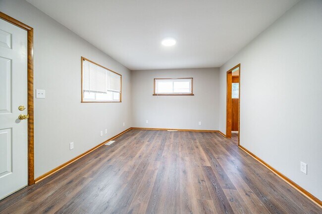 Building Photo - Charming Cape Cod Home in North Linden — 3...