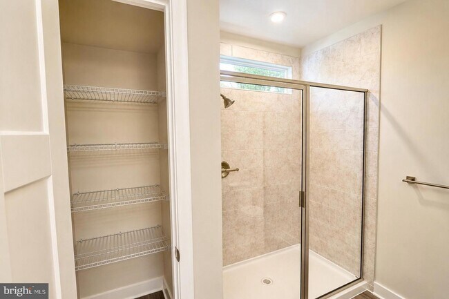 Building Photo - 340 Paca Gardens Ln