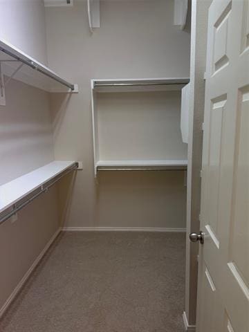 Building Photo - 2004 Golden Oak Dr