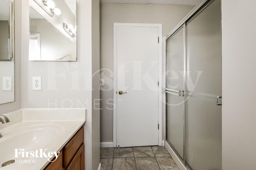 Building Photo - 248 Westmark Ct