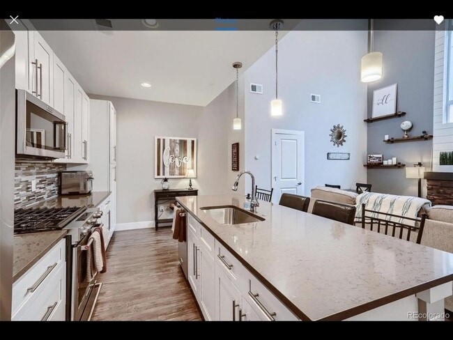 Building Photo - Modern Sloan’s Lake Townhome with Rooftop ...