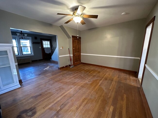 Building Photo - Charm & Convenient Rental Near Greenfield and Squirrel Hill – Available Now!