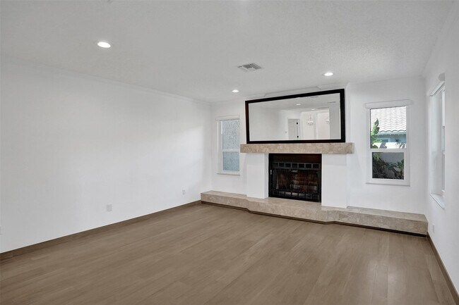 Building Photo - 2891 NW 28th Terrace