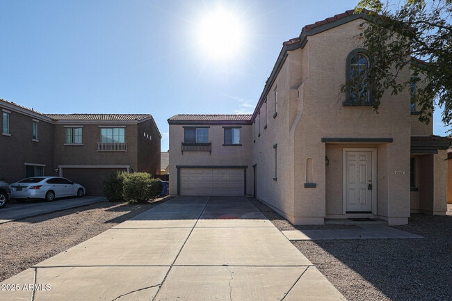 Building Photo - 2428 S 84th Gln