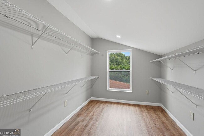 Building Photo - 7134 Williams Rd
