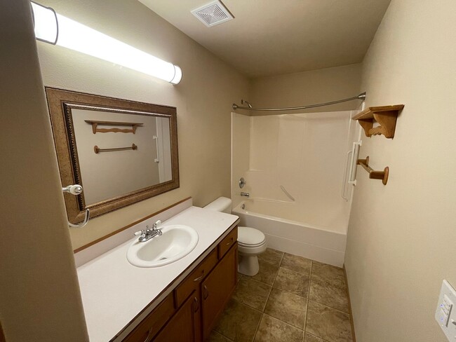 Building Photo - Large 4 bedroom home available!