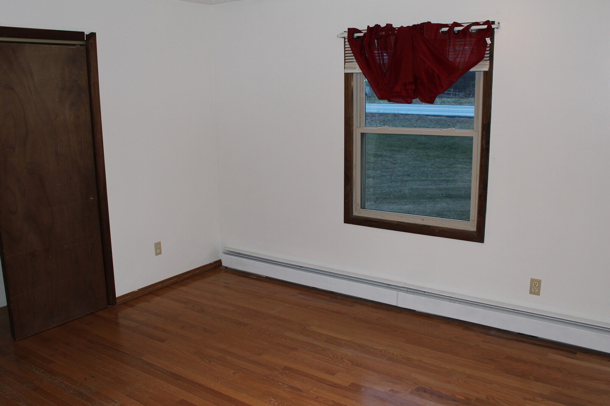 3rd bedroom - 187 Oakland Rd