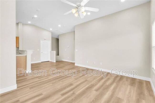 Building Photo - 8842 Duncan Barrel Ave