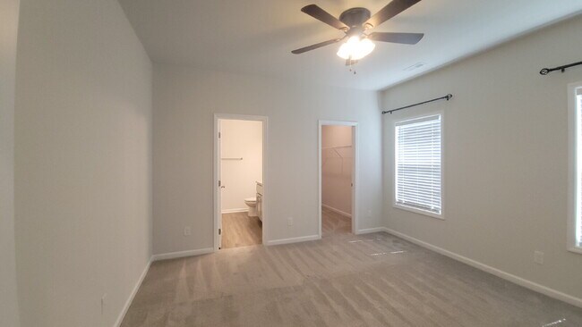 Building Photo - Huntsville Haven with Granite Elegance!" D...
