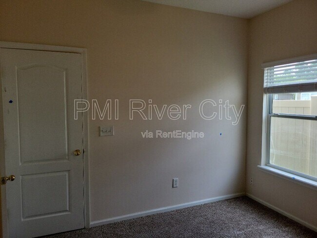 Building Photo - 14283 Big Spring St