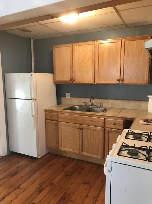 12 Gilman St 12 Gilman St Portland ME 04102 Apartment Finder