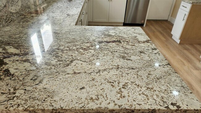 Building Photo - 8010 SW 16th St