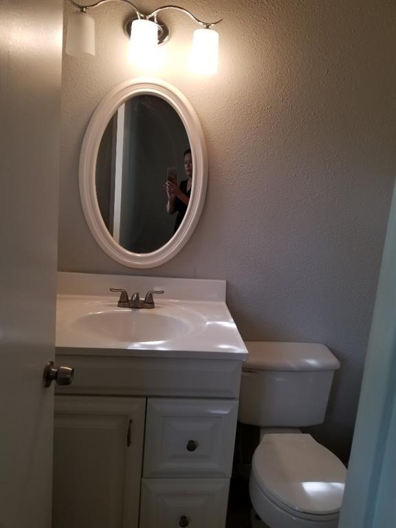 Building Photo - 2118 17th Ave N