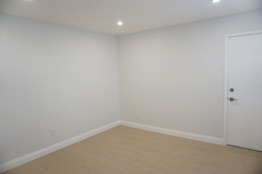 Building Photo - 12036 Shadow Ridge Way