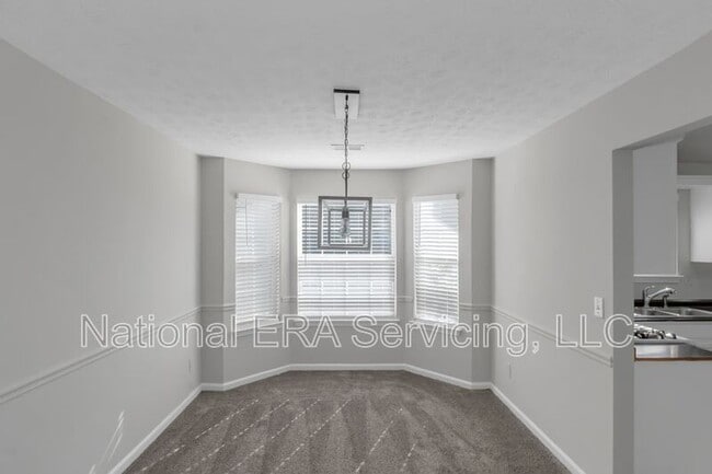 Building Photo - 481 Harvick Cir