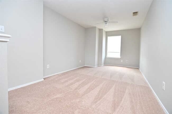 Building Photo - 8811 Baskove Dr