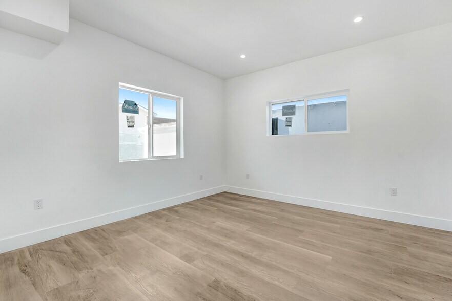 Building Photo - 4338 La Clede Ave