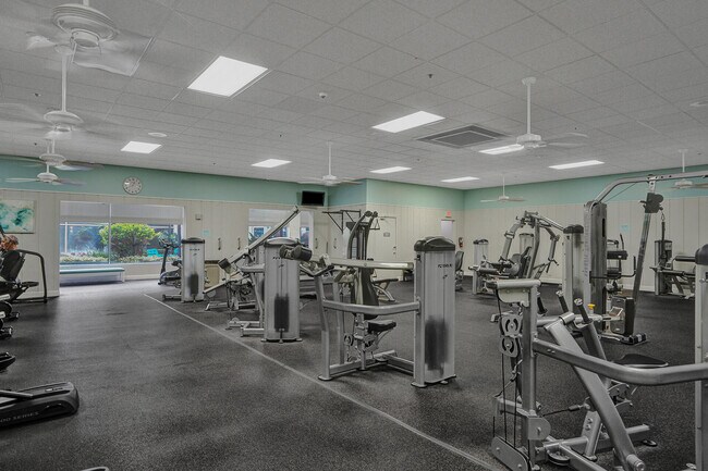 Building Photo - 360 Flanders Dr