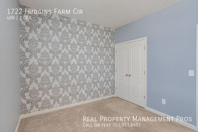 Building Photo - 1722 Hudgins Farm Cir