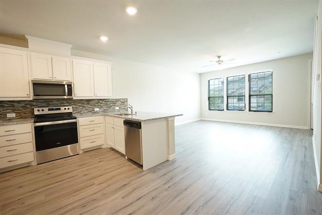 Building Photo - 3433 Solana Cir
