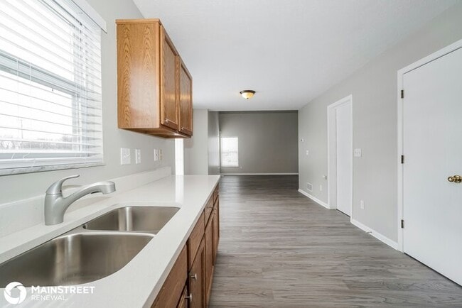 Building Photo - 228 Stonemast Loop, Pataskala, OH 43062